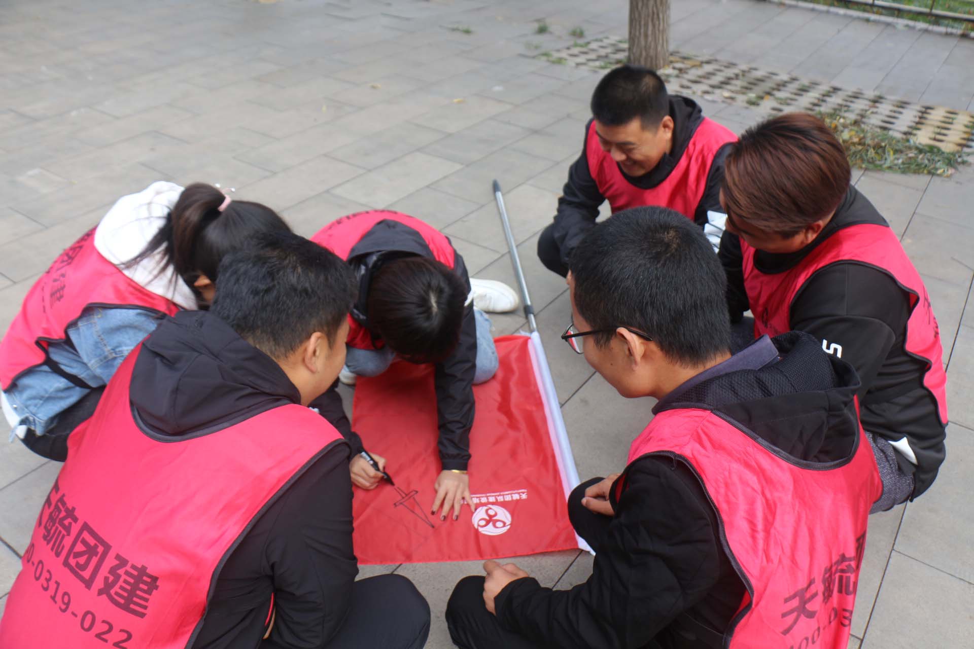 ��˾�F(tu��n)��